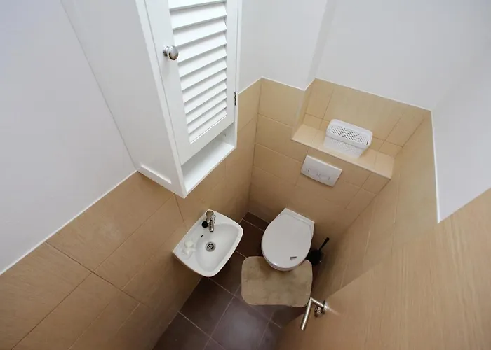 Few Steps From The Center - New And Modern For 4 Persons Appartement